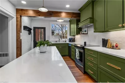 221 Wrenn Avenue, Mount Airy, NC 27030 - Photo 10