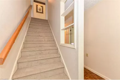 2702 Holly Drive, Greensboro, NC 27408 - Photo 14