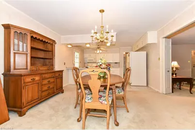 2702 Holly Drive, Greensboro, NC 27408 - Photo 6