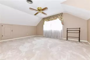 2702 Holly Dr, Greensboro, NC 27408 - Photo 18