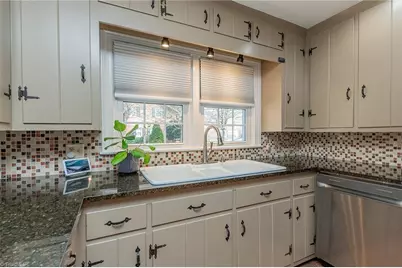 136 Howard Avenue, Boonville, NC 27011 - Photo 20