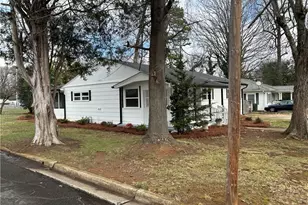 308 School St, Lexington, NC 27292 - Photo 6