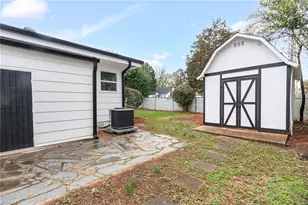 308 School St, Lexington, NC 27292 - Photo 32