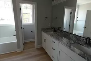 109 Hickory St, Yadkinville, NC 27055 - Photo 6