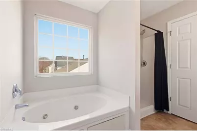 4324 Creekdale Drive, Greensboro, NC 27406 - Photo 20