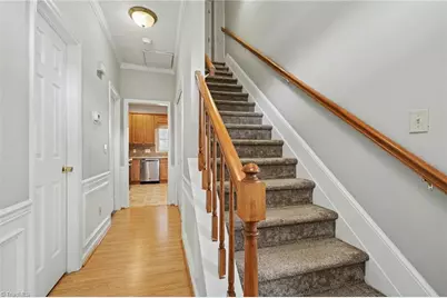 2800 Kingsdale Court, Winston-Salem, NC 27103 - Photo 4