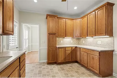 2800 Kingsdale Court, Winston-Salem, NC 27103 - Photo 10