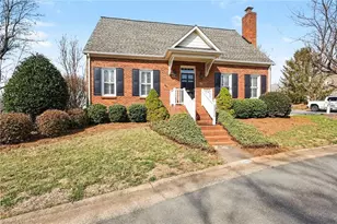 2800 Kingsdale Ct, Winston-Salem, NC 27103 - Photo 1