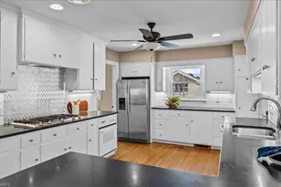 2202 Marston Rd, Greensboro, NC 27408 - Photo 14