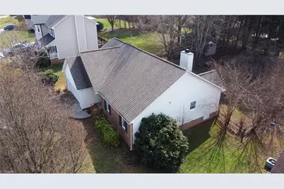 3940 Glenn Knoll Lane, Winston-Salem, NC 27107 - Photo 4