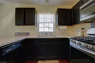 3940 Glenn Knoll Ln, Winston-Salem, NC 27107 - Photo 14