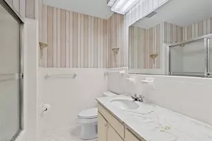 719 Rollingwood Dr, Greensboro, NC 27410 - Photo 32