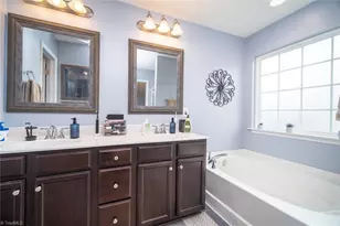 15 Harvest Oak Ct, Greensboro, NC 27406 - Photo 24