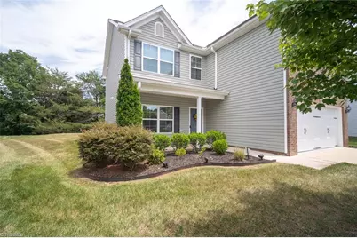 15 Harvest Oak Court, Greensboro, NC 27406 - Photo 2