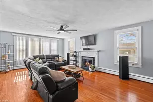 416 Peeler St, Salisbury, NC 28146 - Photo 8