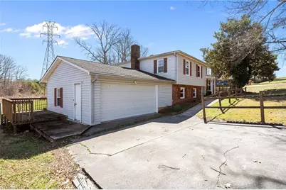 112 Logan Court, King, NC 27021 - Photo 4