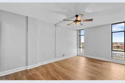 1101 N Elm Street #1404, Greensboro, NC 27401 - Photo 16