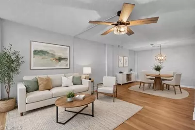 1101 N Elm Street #1404, Greensboro, NC 27401 - Photo 6