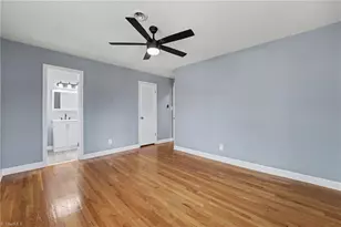 204 N Gurney St, Burlington, NC 27215 - Photo 18