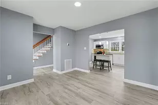 204 N Gurney St, Burlington, NC 27215 - Photo 6