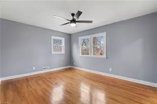 204 N Gurney St, Burlington, NC 27215 - Photo 16