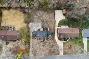 204 N Gurney St, Burlington, NC 27215 - Photo 36