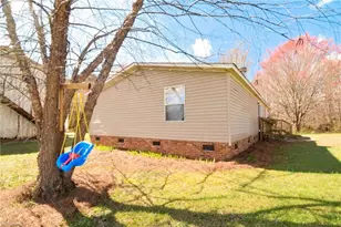 5600 Bunch Rd, Oak Ridge, NC 27310 - Photo 16