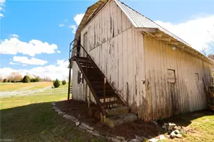 5600 Bunch Rd, Oak Ridge, NC 27310 - Photo 24