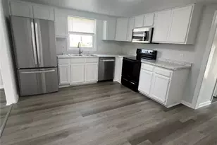 5075 Baux Mountain Rd, Winston-Salem, NC 27105 - Photo 4