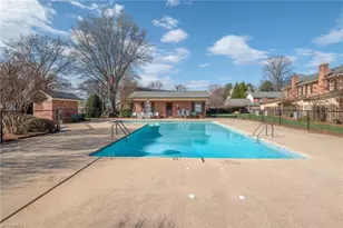 126 Chrisfield Cir, Winston-Salem, NC 27104 - Photo 30