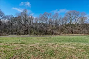 21 Culpepper Cir, Greensboro, NC 27410 - Photo 26