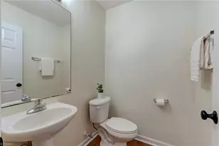 21 Culpepper Cir, Greensboro, NC 27410 - Photo 32