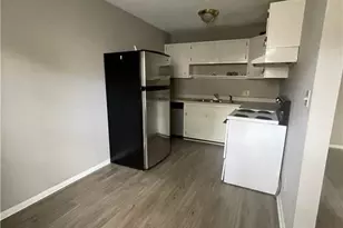 3818 Country Club Rd, Winston-Salem, NC 27104 - Photo 2