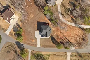 5572 Friendship Glen Dr, Browns Summit, NC 27214 - Photo 38