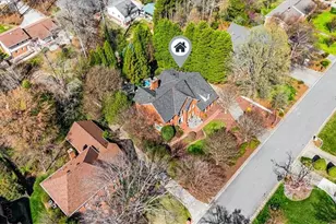 905 McDowell Dr, Greensboro, NC 27408 - Photo 48