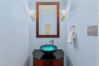 905 McDowell Drive, Greensboro, NC 27408 - Photo 30