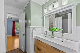 905 McDowell Dr, Greensboro, NC 27408 - Photo 34