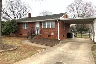 812 Everett St, Burlington, NC 27215 - Photo 2