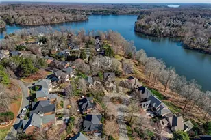 7 Foxglove Ln, Greensboro, NC 27455 - Photo 40