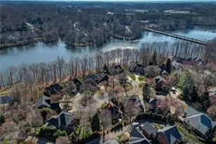 7 Foxglove Ln, Greensboro, NC 27455 - Photo 4