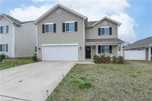 3805 Bissett Wy, Greensboro, NC 27405 - Photo 2