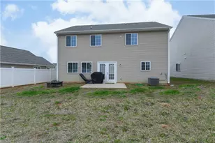 3805 Bissett Wy, Greensboro, NC 27405 - Photo 24