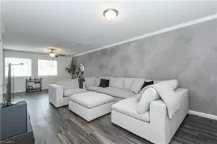 3805 Bissett Wy, Greensboro, NC 27405 - Photo 8