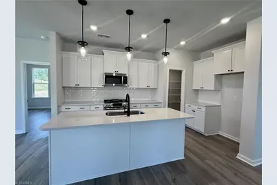 515 Yarrow Drive, Lexington, NC 27295 - Photo 2