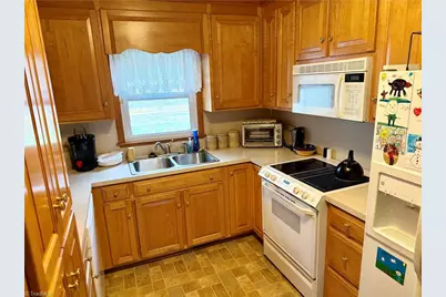 3318 N Nc Highway 49, Liberty, NC 27298 - Photo 8