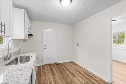 2043 Bishop Road, Greensboro, NC 27406 - Photo 8