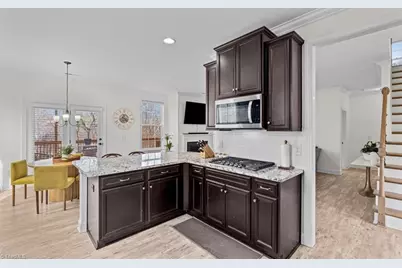 7619 Mary Ellen Court, Greensboro, NC 27409 - Photo 10