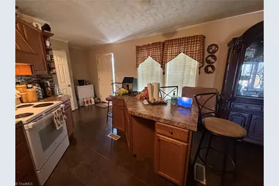 4398 Chuckie Drive, Burlington, NC 27217 - Photo 6