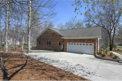 521 Dogwood Drive, Liberty, NC 27298 - Photo 44