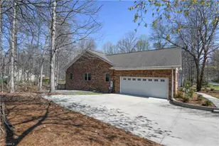 521 Dogwood Dr, Liberty, NC 27298 - Photo 44